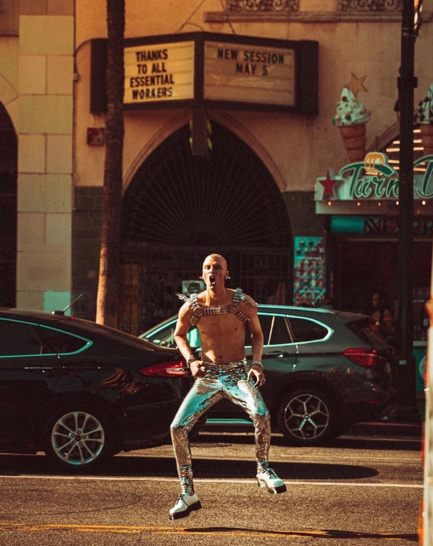 MACHINE GUN KELLY X KALAQTIC