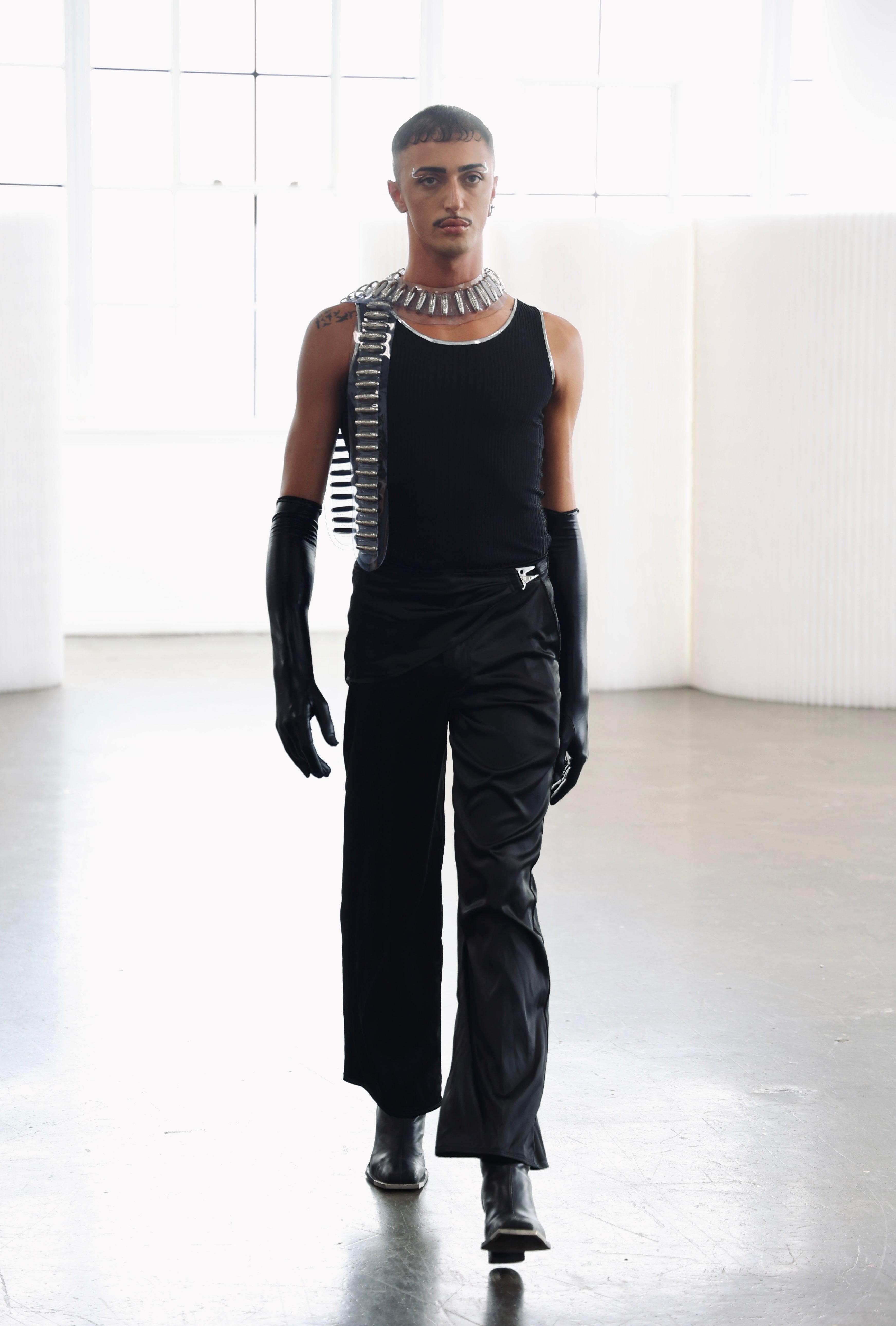 BLACK FLAP PANTS