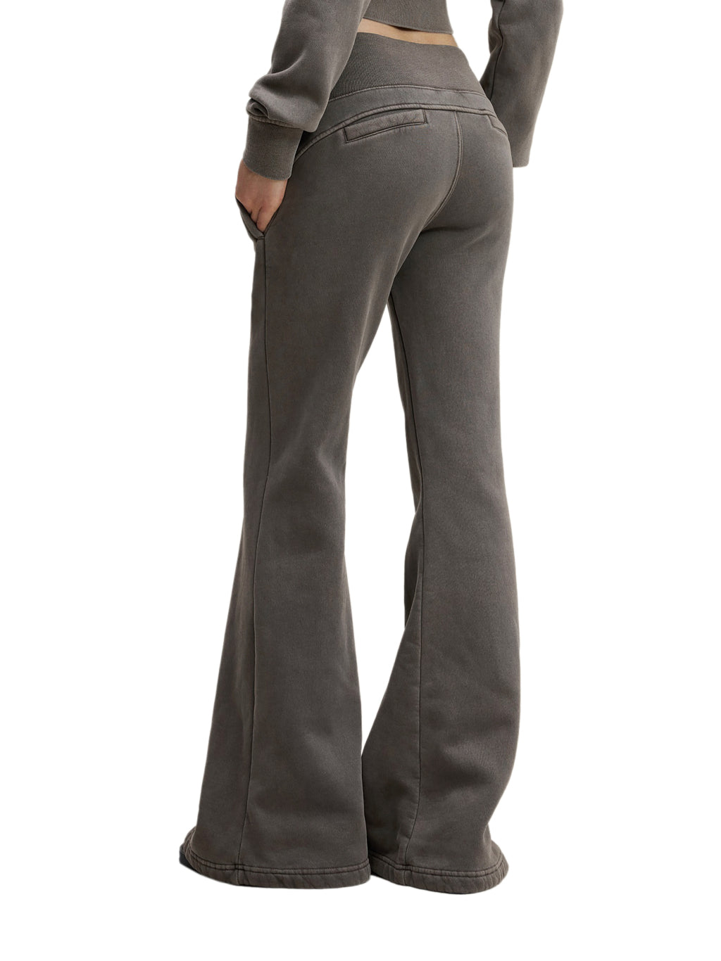 BLACK ELITE FLARE PANTS